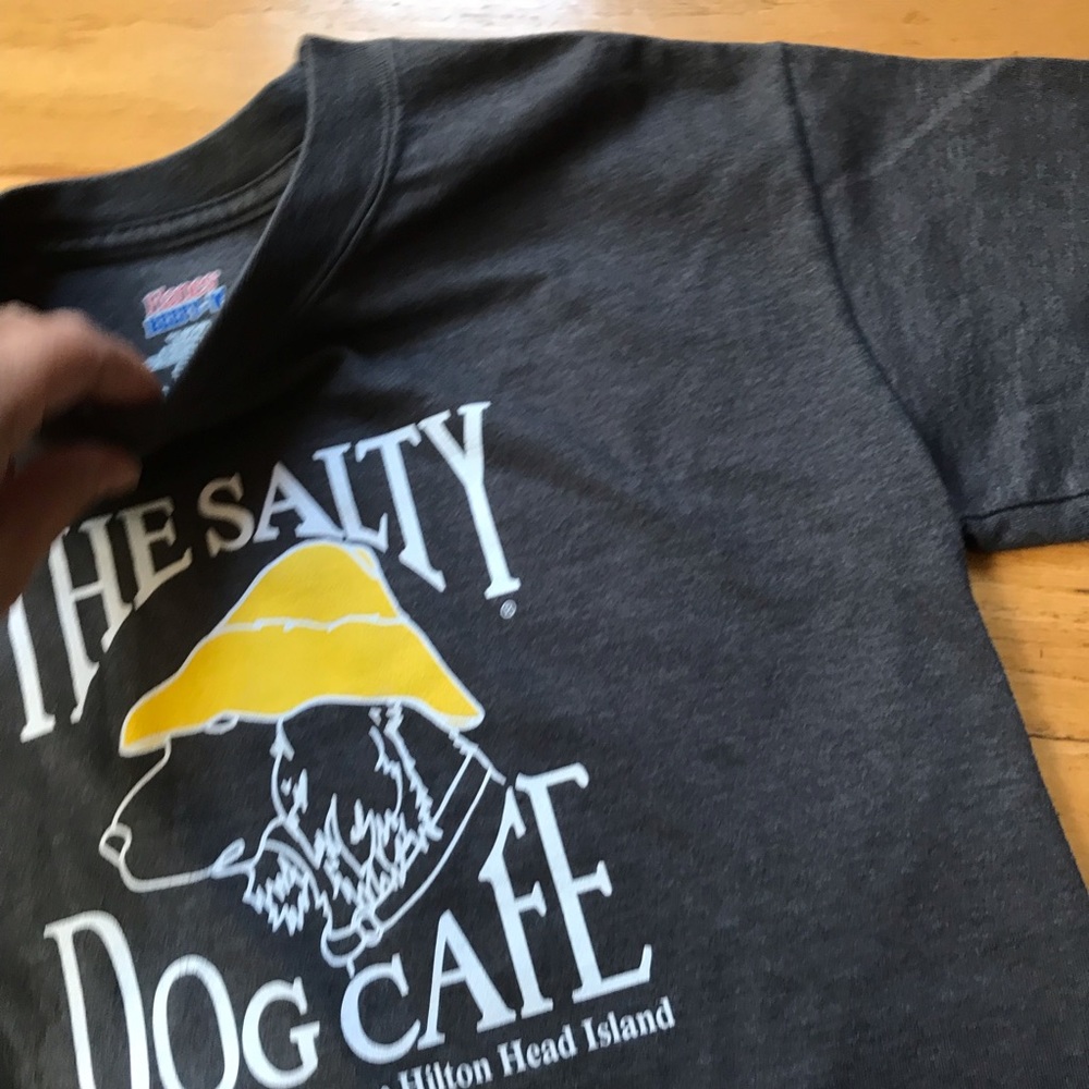 Dark Gray Salty Dog Cafe Tee T-shirt Hilton Head, SC Size Youth Large